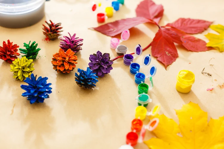 Zapfen Schritt für Schritt bemalen Anleitung 