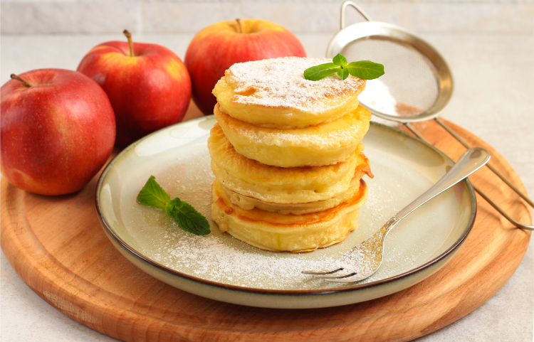 apfelkrapfen aus dem airfryer mit puderzucker