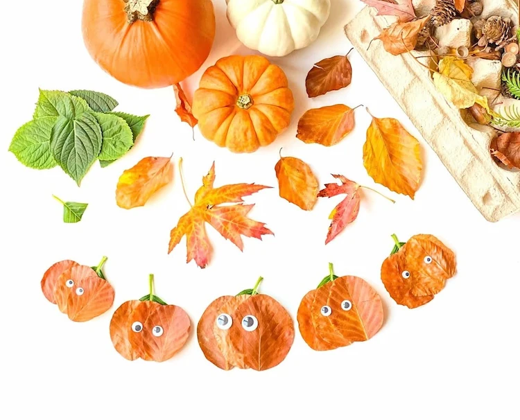 Deko im Herbst für Fenster und Haustür