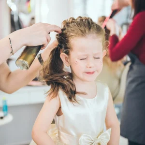 festliche frisur geflochten für geburtstagsfeier