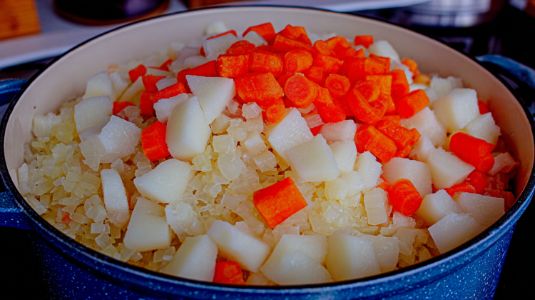 karotte und kartoffel hinzufügen