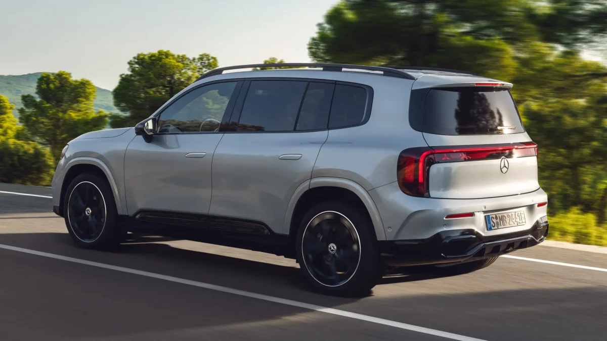 warum der neue mercedes benz glb eq ideal für frauen über 50 ist 1