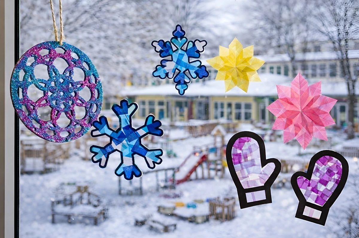 Fensterdeko im Kindergarten basteln für den Winter mit Holz oder Papier