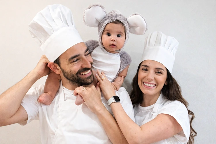 Für Ratatouille Kochmützen, Kochschürzen und Maus-Kostüm kombinieren