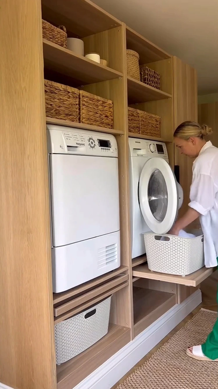 PAX sowohl Waschmaschine als auch Trockner verstauen