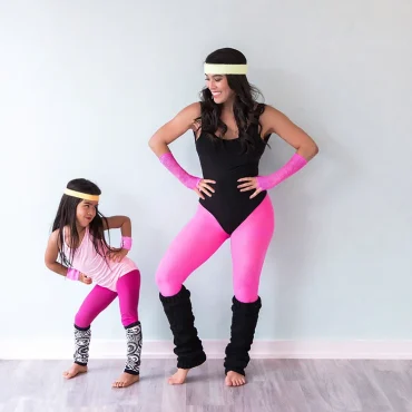 Jane Fonda als Partnerkostüm für Mutter und Mädchen