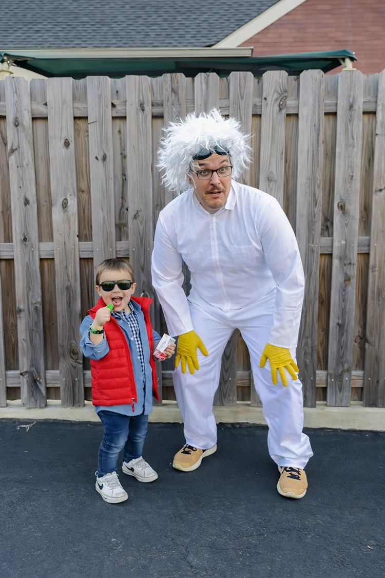 Marty und Doc aus Zurück in die Zukunft als Vater-Sohn-Kostüm