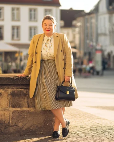 Outfits für Frauen über 60