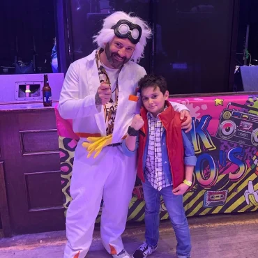 Zurück in die Zukunft für Väter und Söhne jeden Alters