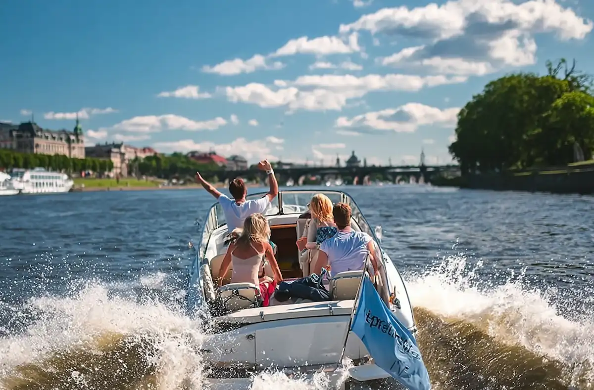 speedboat tour an der elbe in dresden geschenkidee für männer